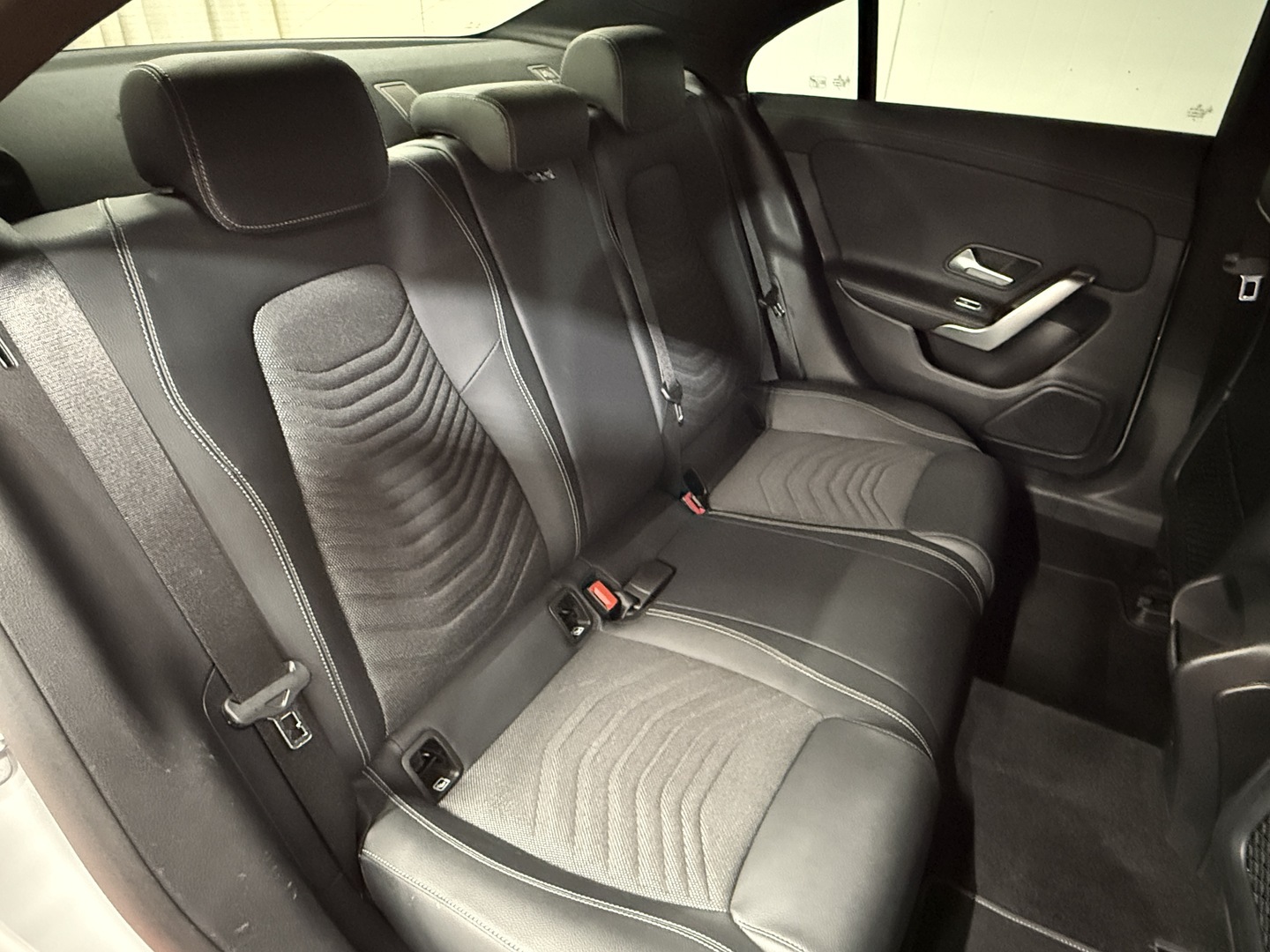 MERCEDES-BENZ CLA 2023