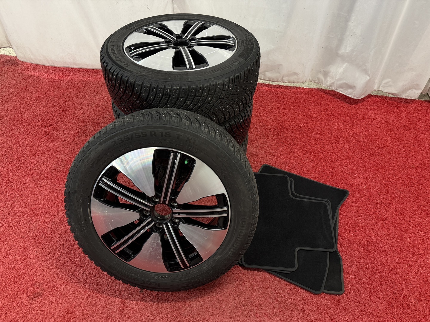 MERCEDES-BENZ EQB 2023