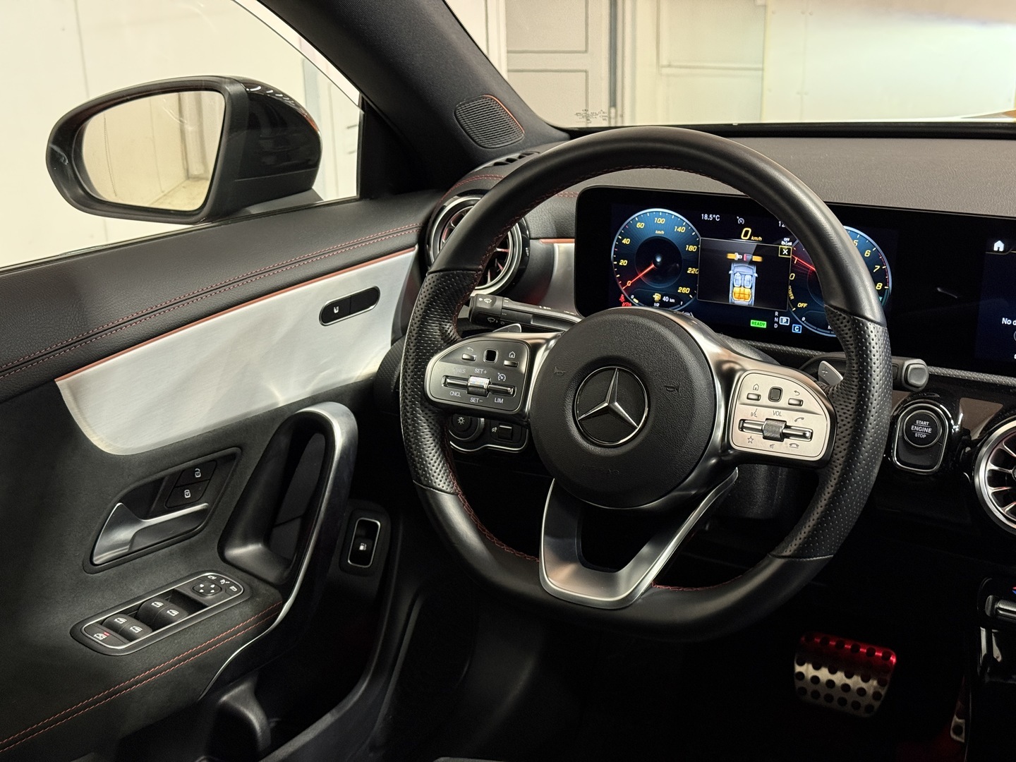 MERCEDES-BENZ CLA 2023