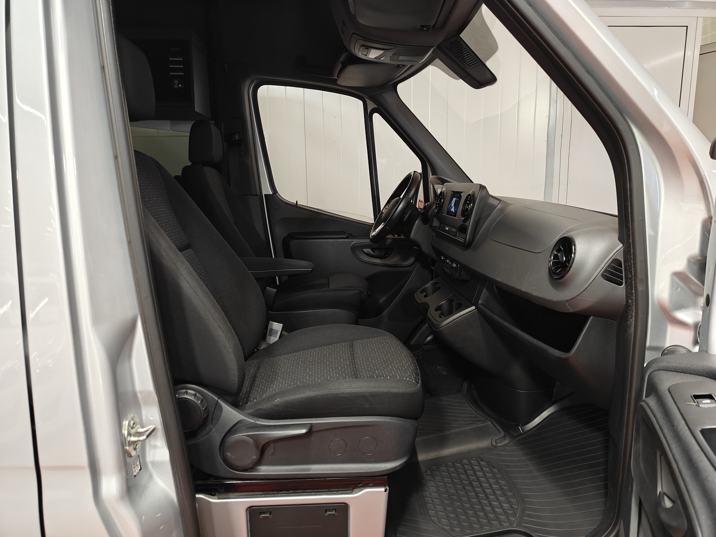 MERCEDES-BENZ Sprinter 2020
