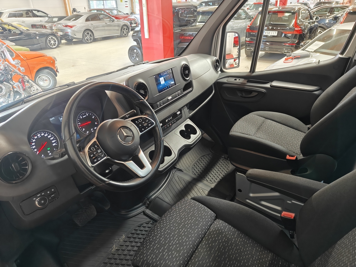 MERCEDES-BENZ Sprinter 2020