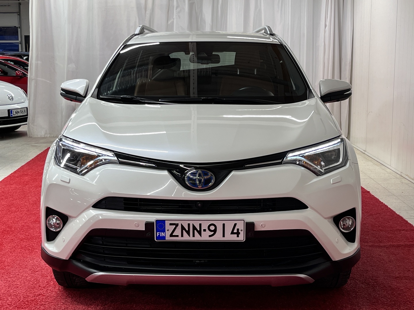 TOYOTA RAV4 2018