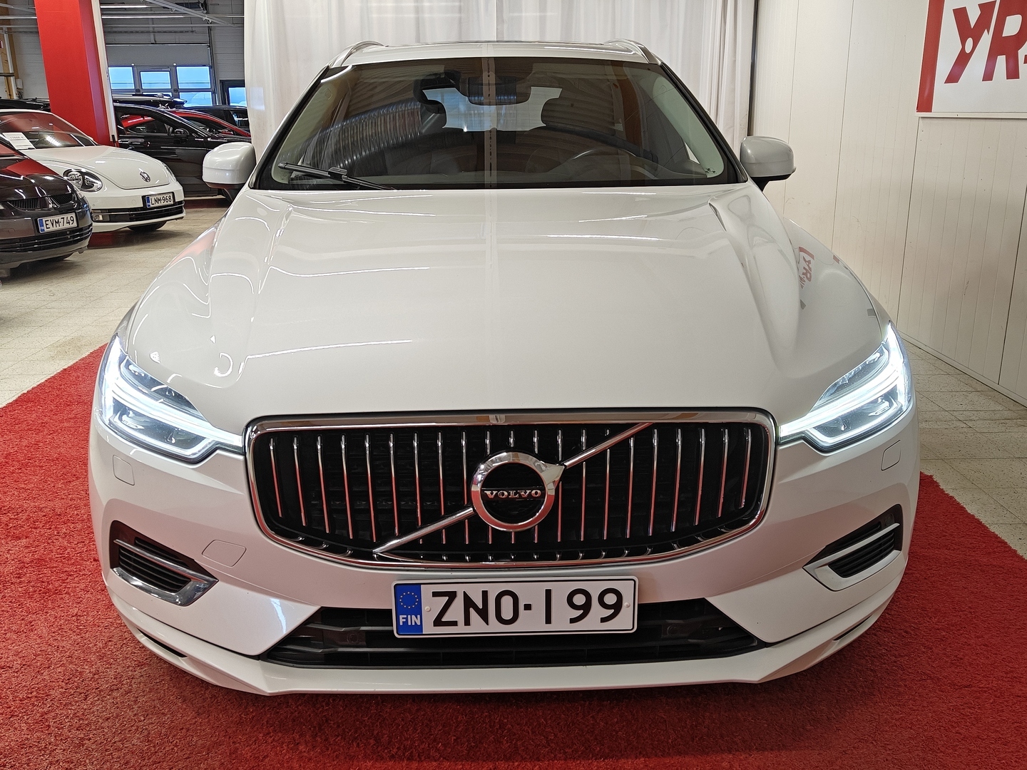 VOLVO XC60 2021