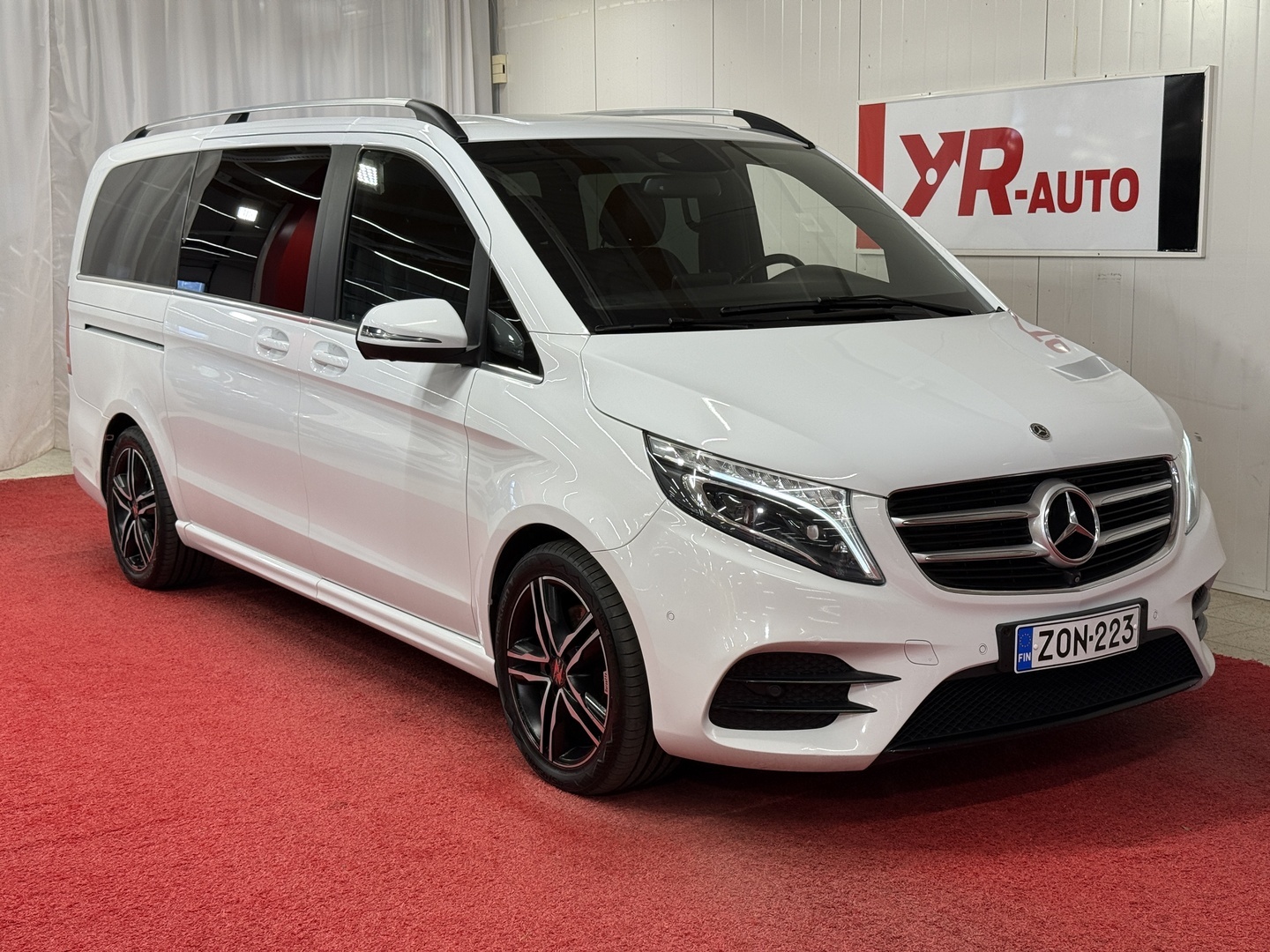 MERCEDES-BENZ V 2018