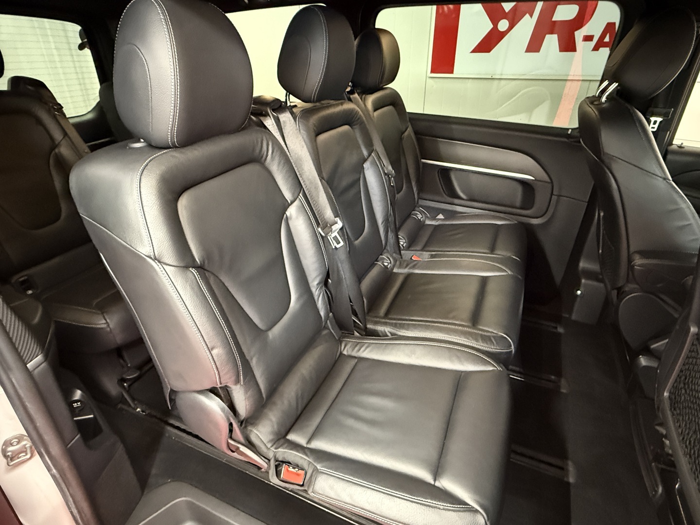 MERCEDES-BENZ V 2018