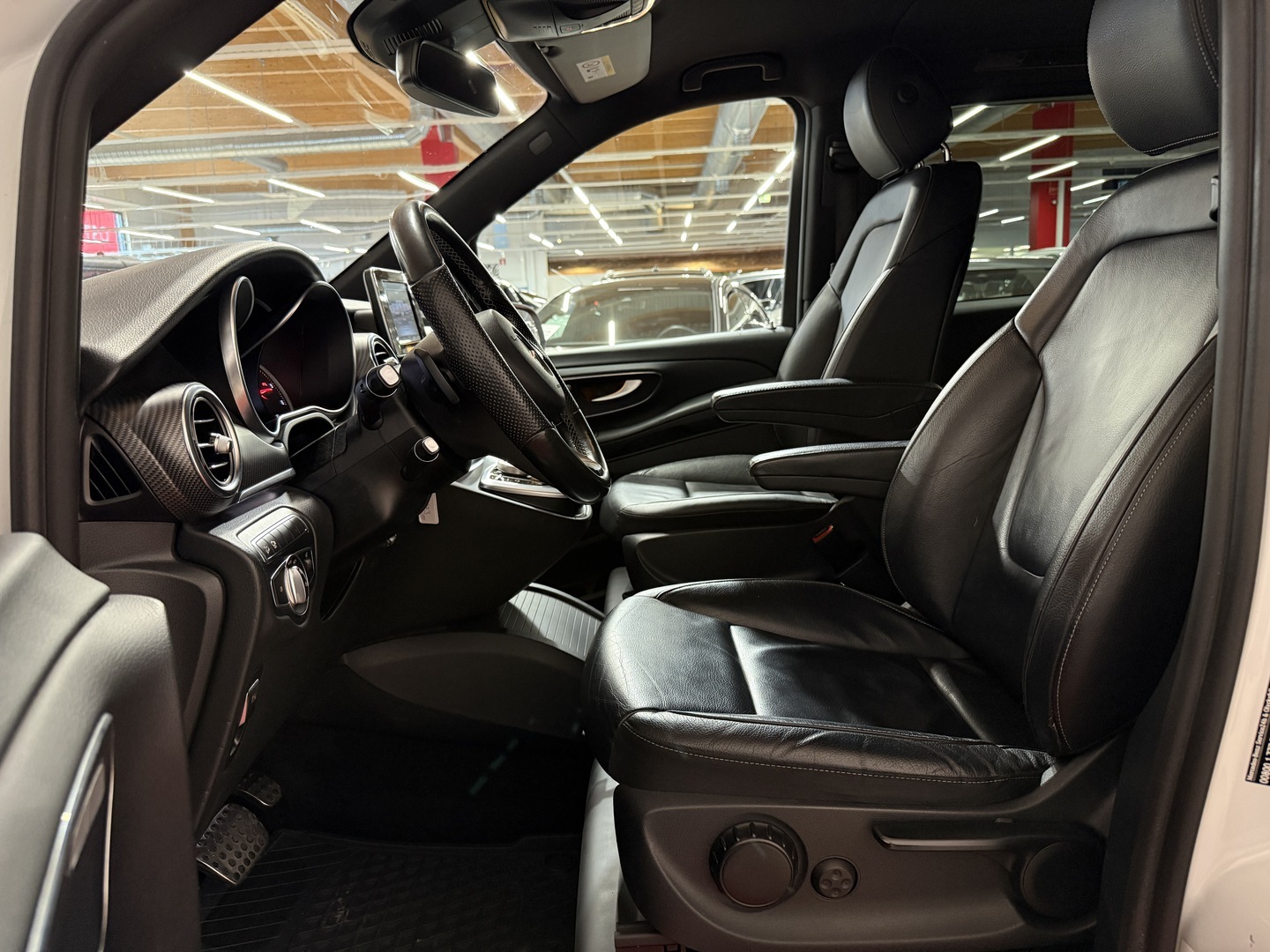 MERCEDES-BENZ V 2018