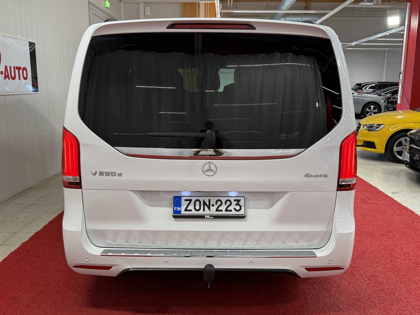 MERCEDES-BENZ V 2018