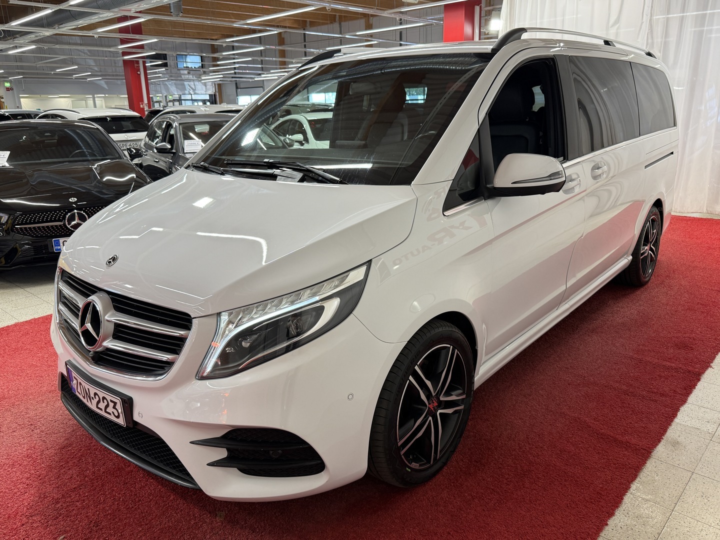 MERCEDES-BENZ V 2018
