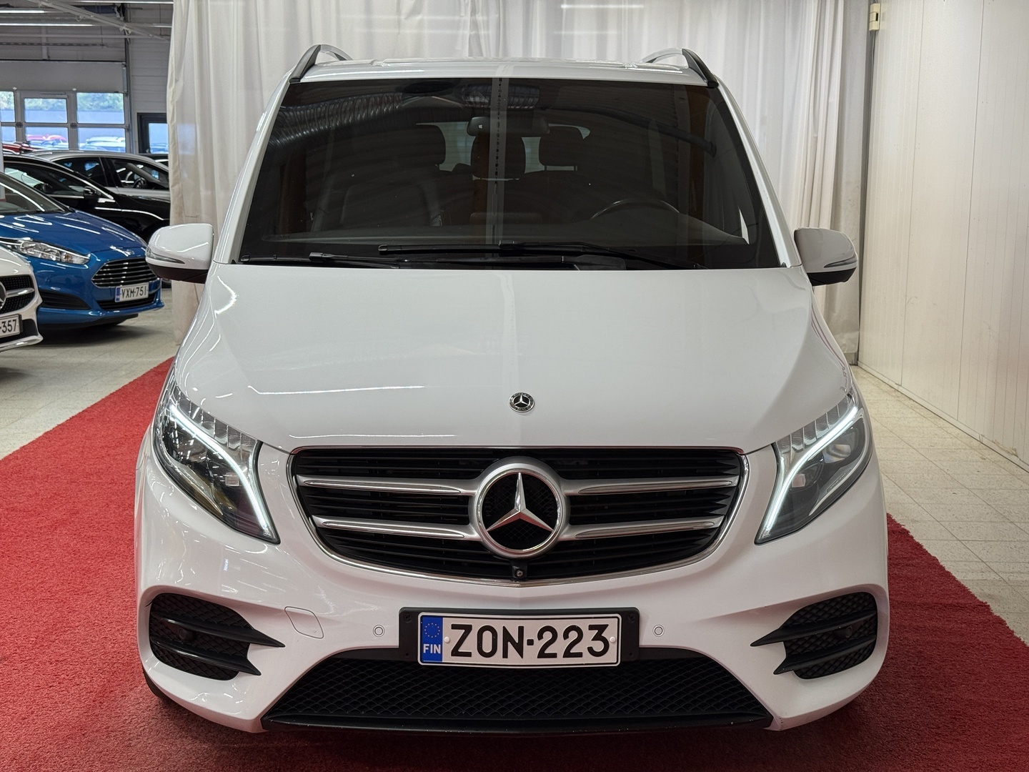 MERCEDES-BENZ V 2018