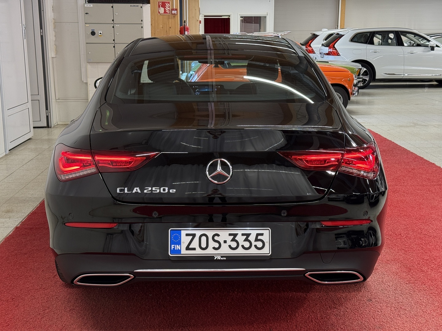 MERCEDES-BENZ CLA 4