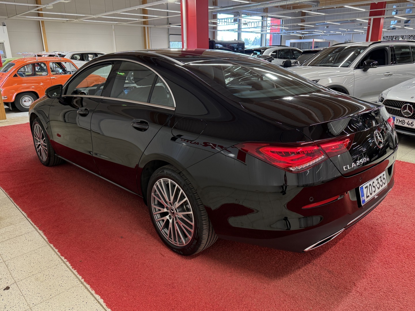 MERCEDES-BENZ CLA 7