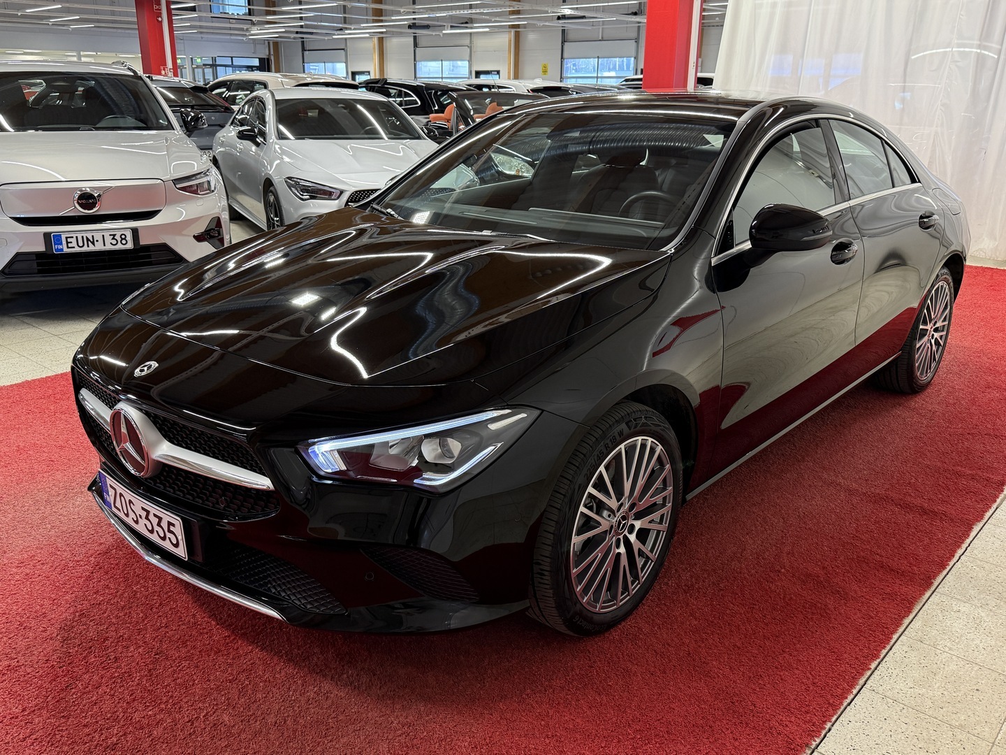 MERCEDES-BENZ CLA 8