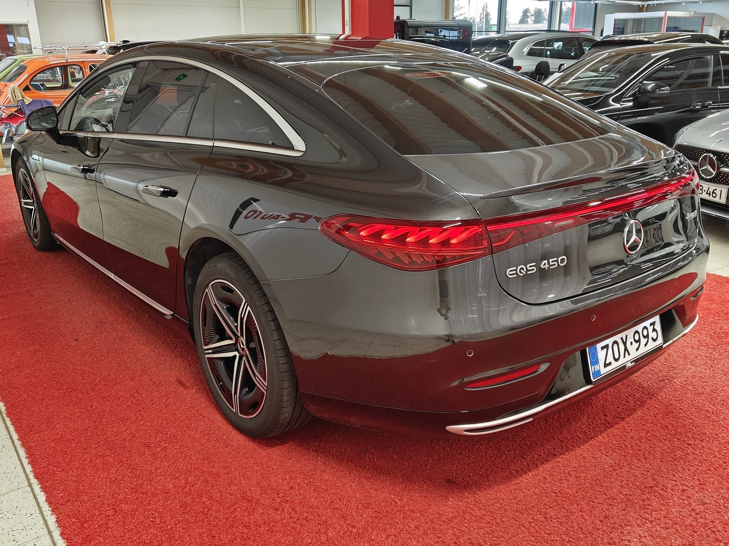 MERCEDES-BENZ EQS 6