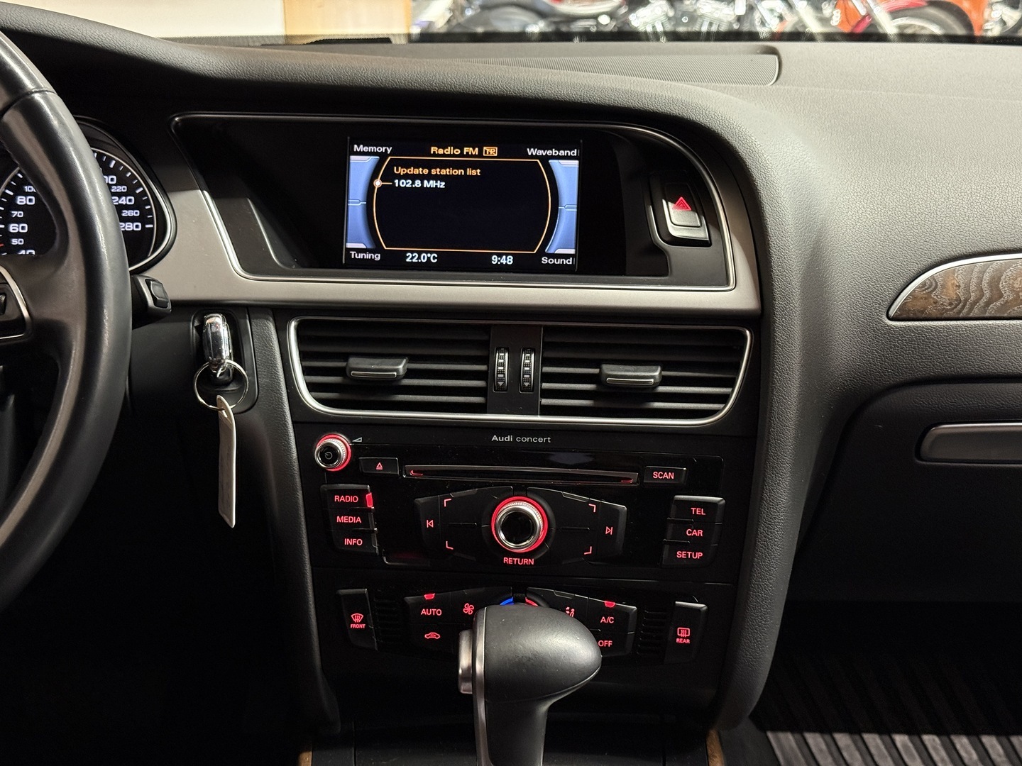 AUDI A4 2014