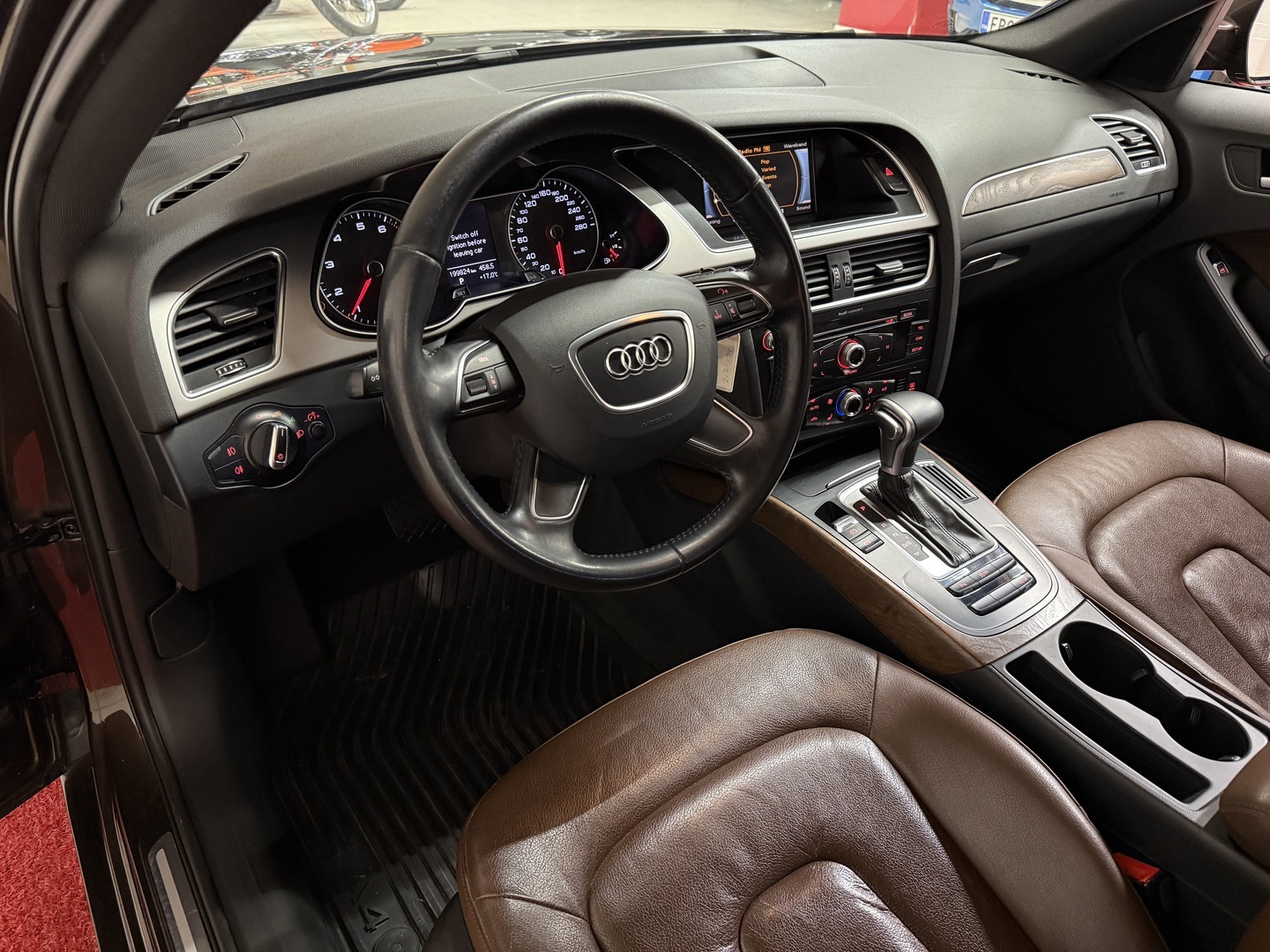 AUDI A4 2014
