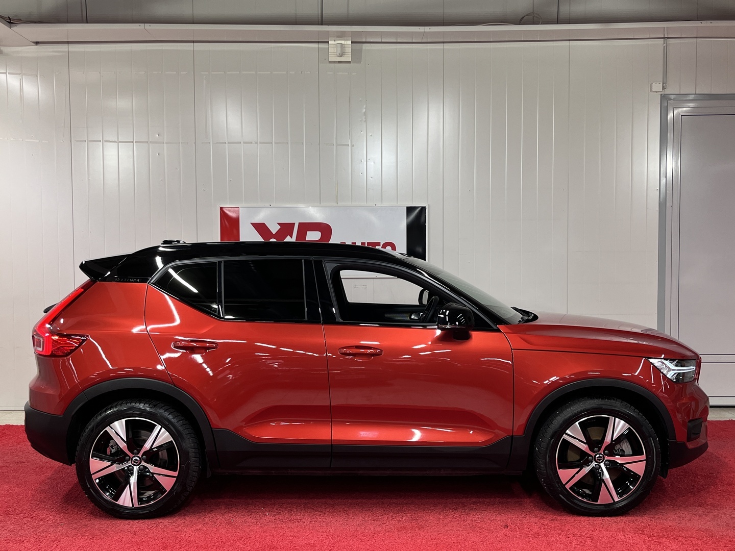 VOLVO XC40 2021