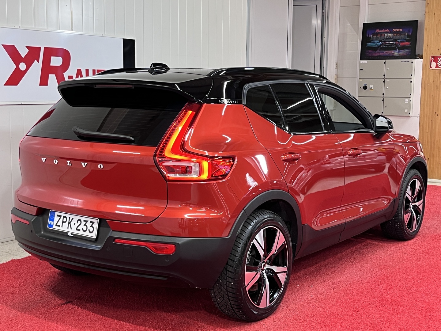 VOLVO XC40 2021