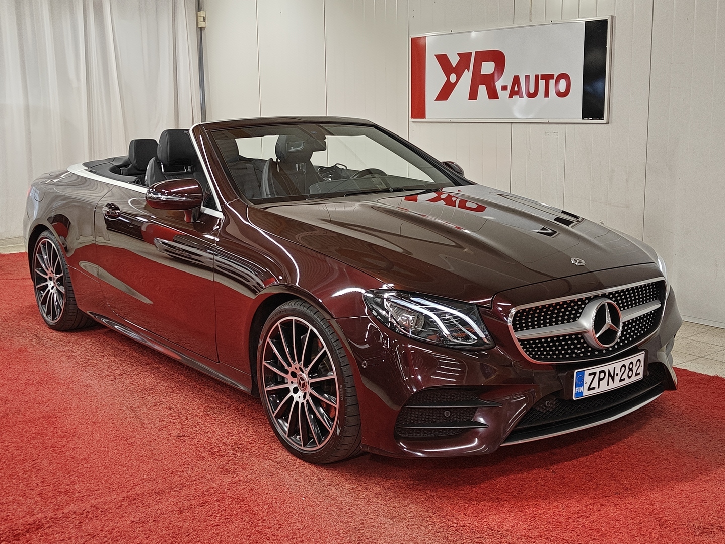 MERCEDES-BENZ E 2019