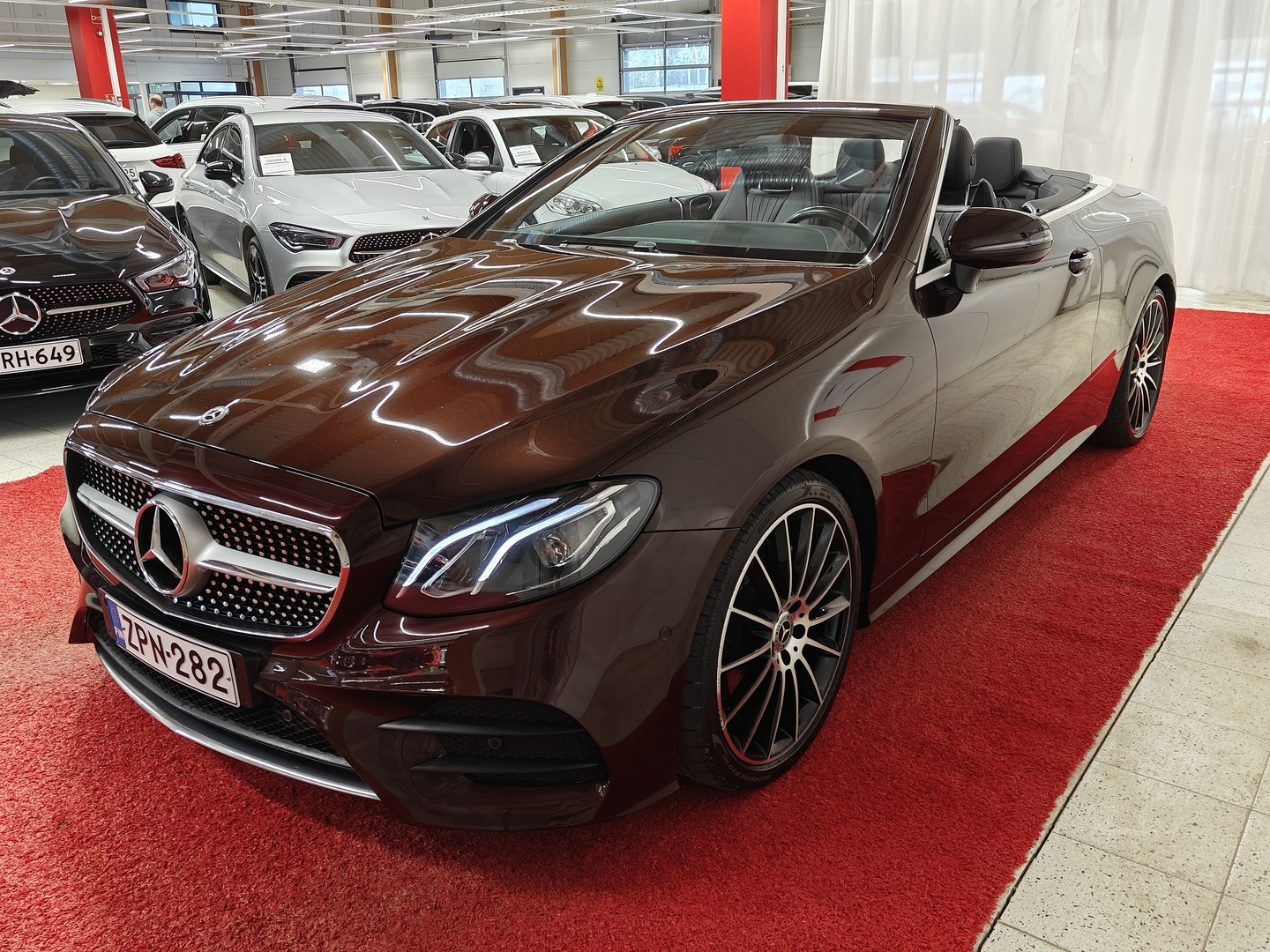 MERCEDES-BENZ E 2019