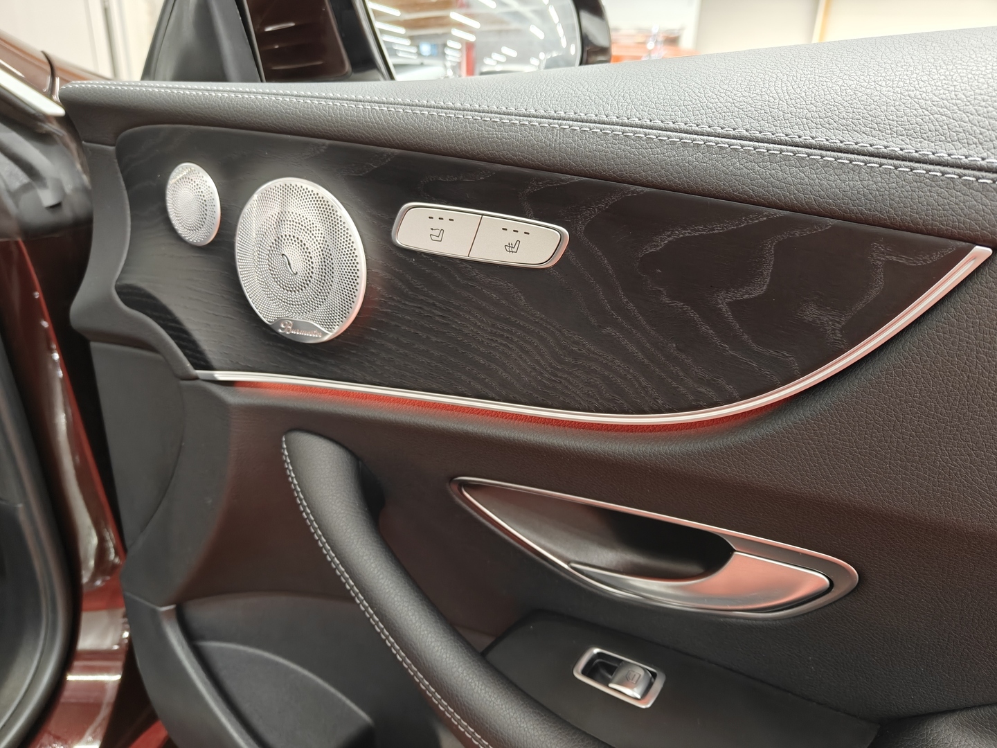 MERCEDES-BENZ E 2019