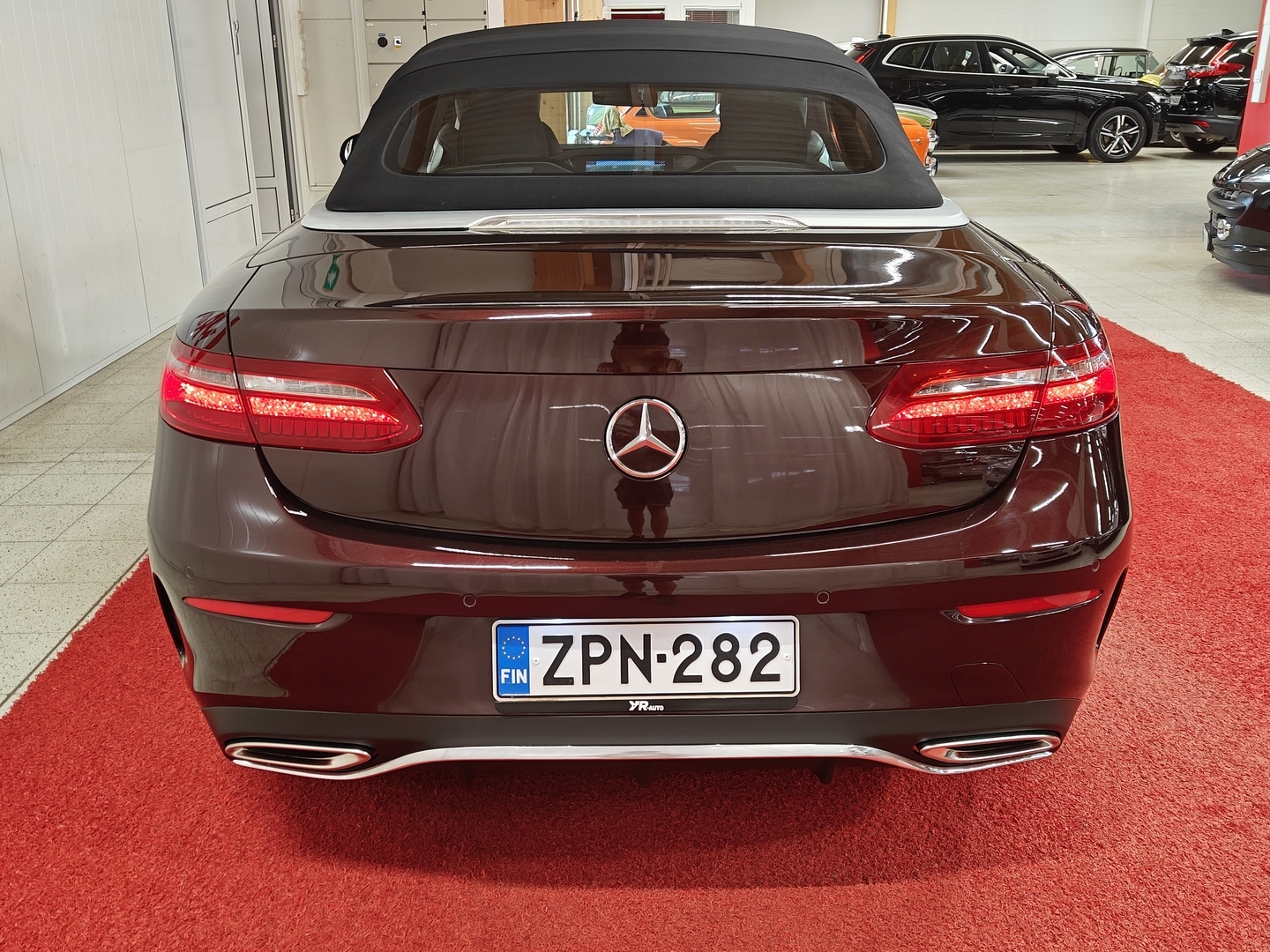 MERCEDES-BENZ E 2019