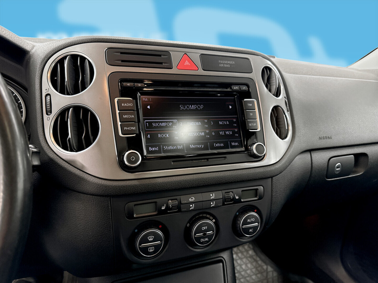 VOLKSWAGEN Tiguan 2009