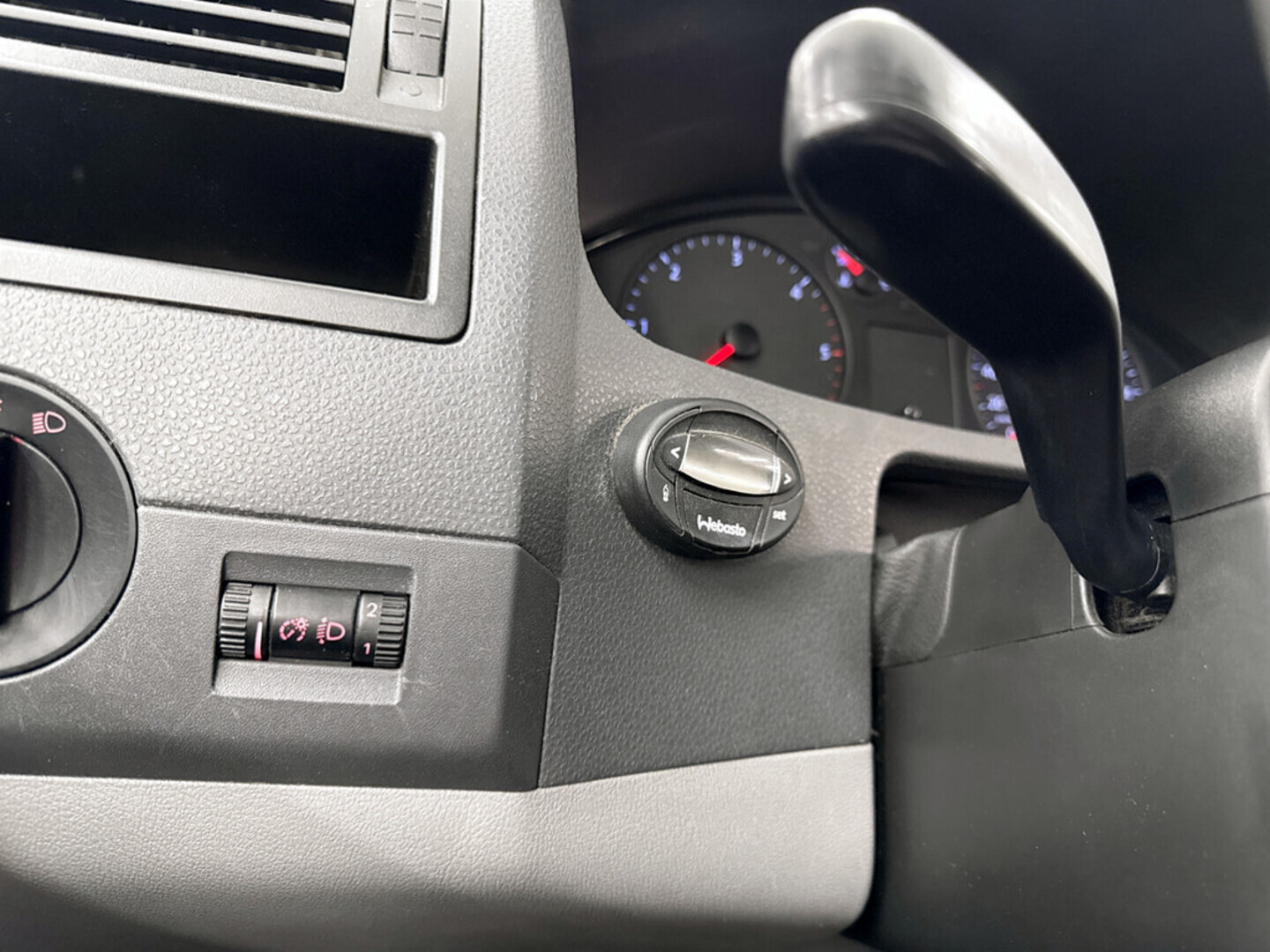 VOLKSWAGEN Transporter 2006