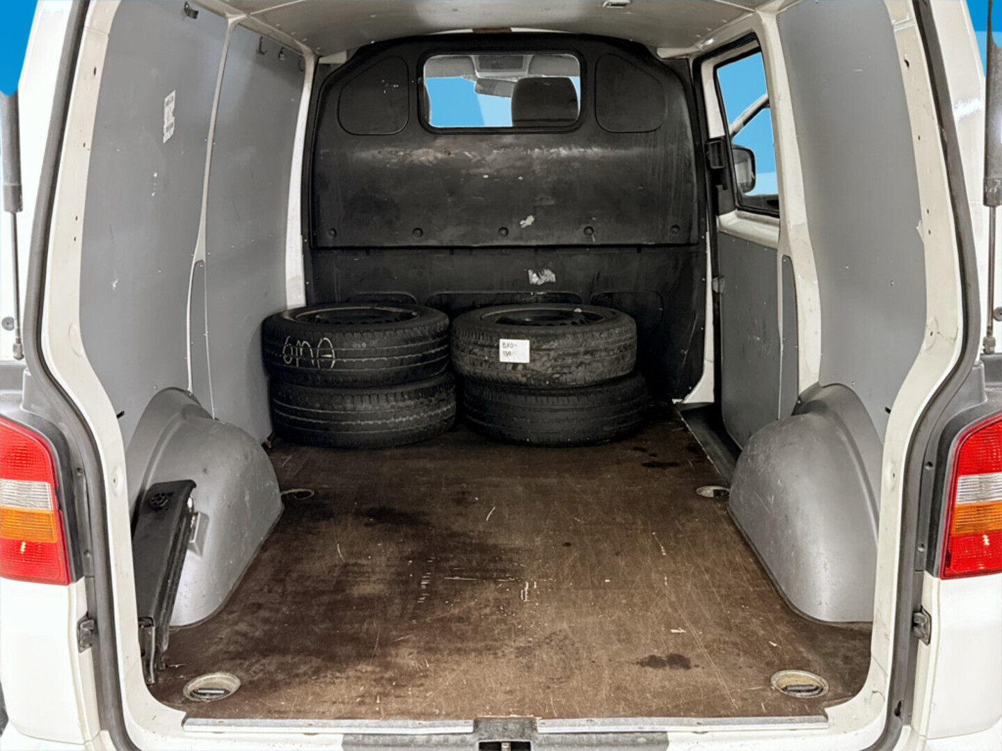 VOLKSWAGEN Transporter 2006