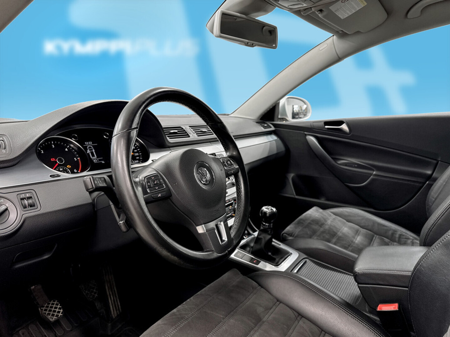 VOLKSWAGEN Passat 2010