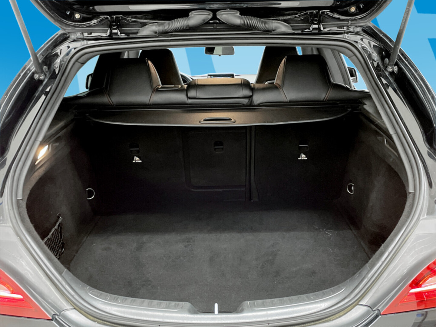 MERCEDES-BENZ CLA 2016