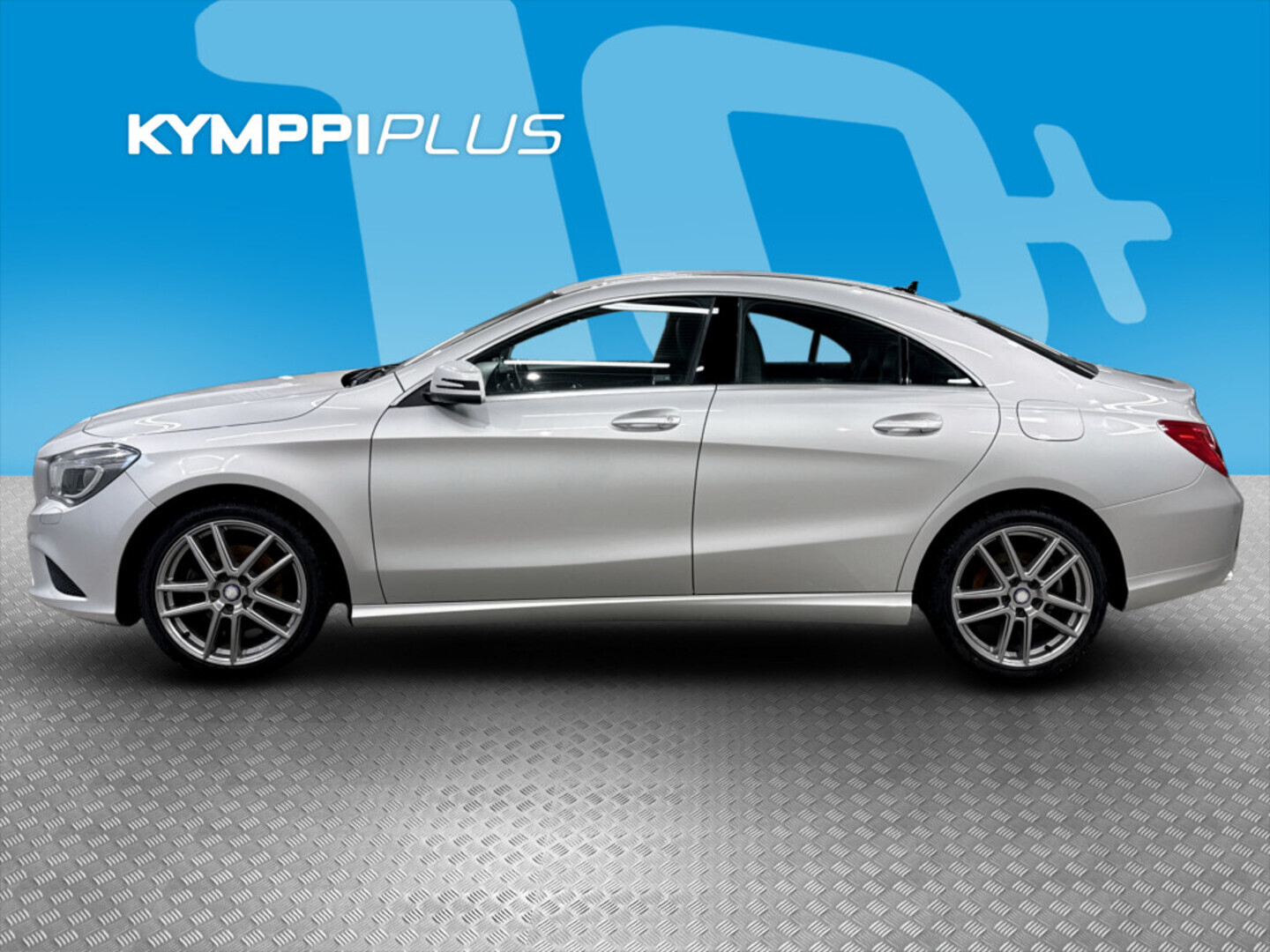 MERCEDES-BENZ CLA 2015