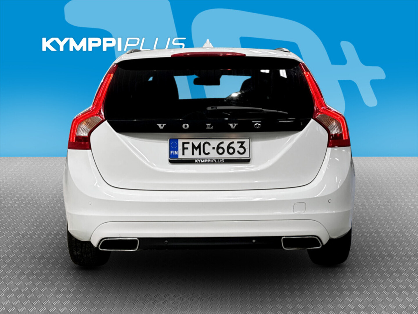 VOLVO V60 2015