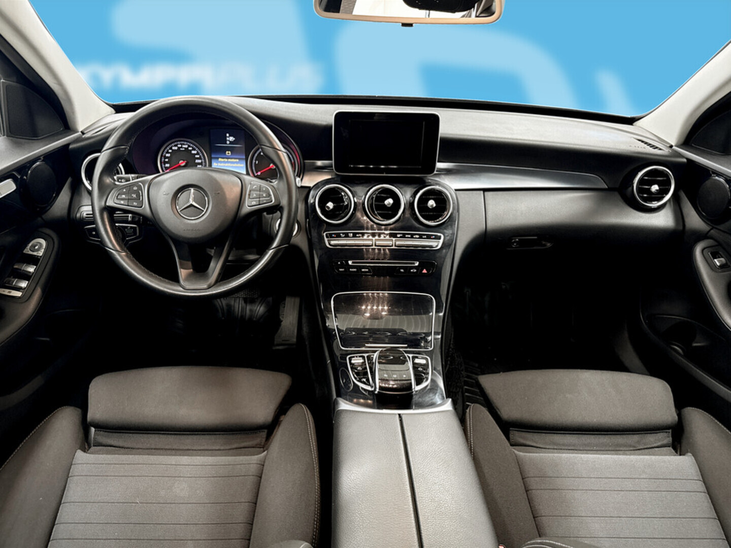 MERCEDES-BENZ C 2015