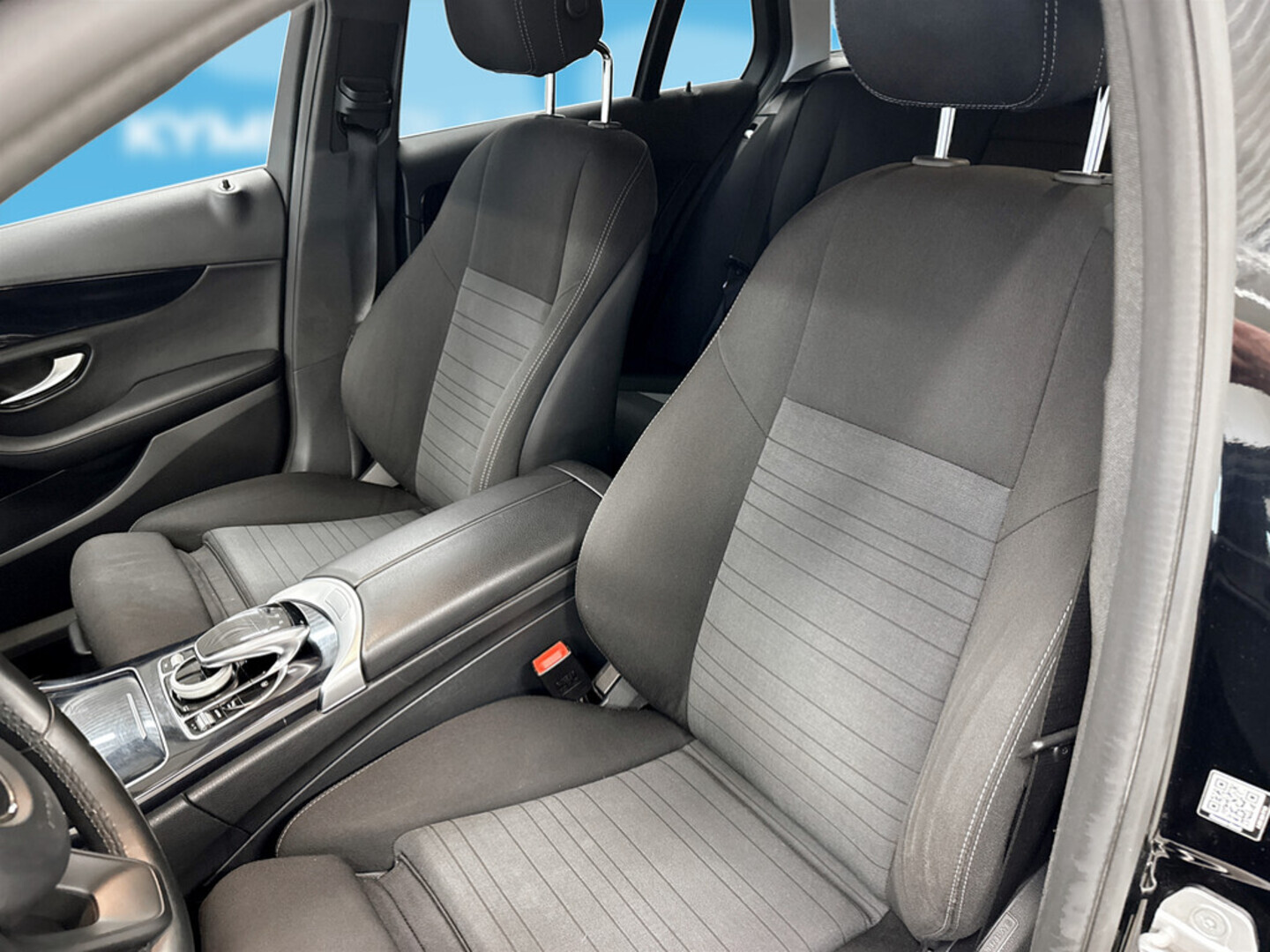MERCEDES-BENZ C 2015