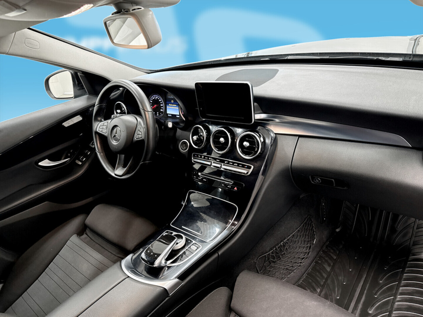 MERCEDES-BENZ C 2015