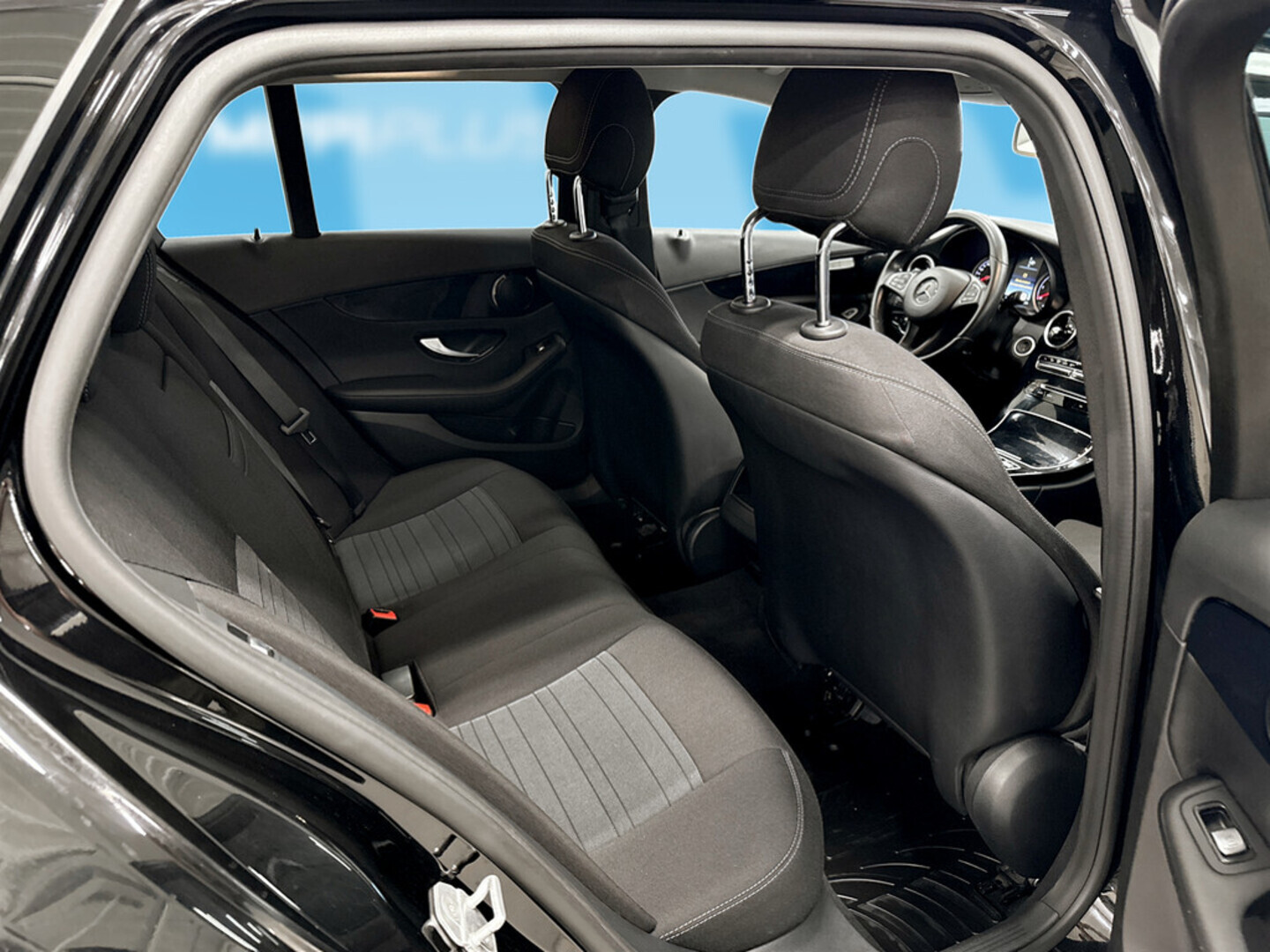 MERCEDES-BENZ C 2015