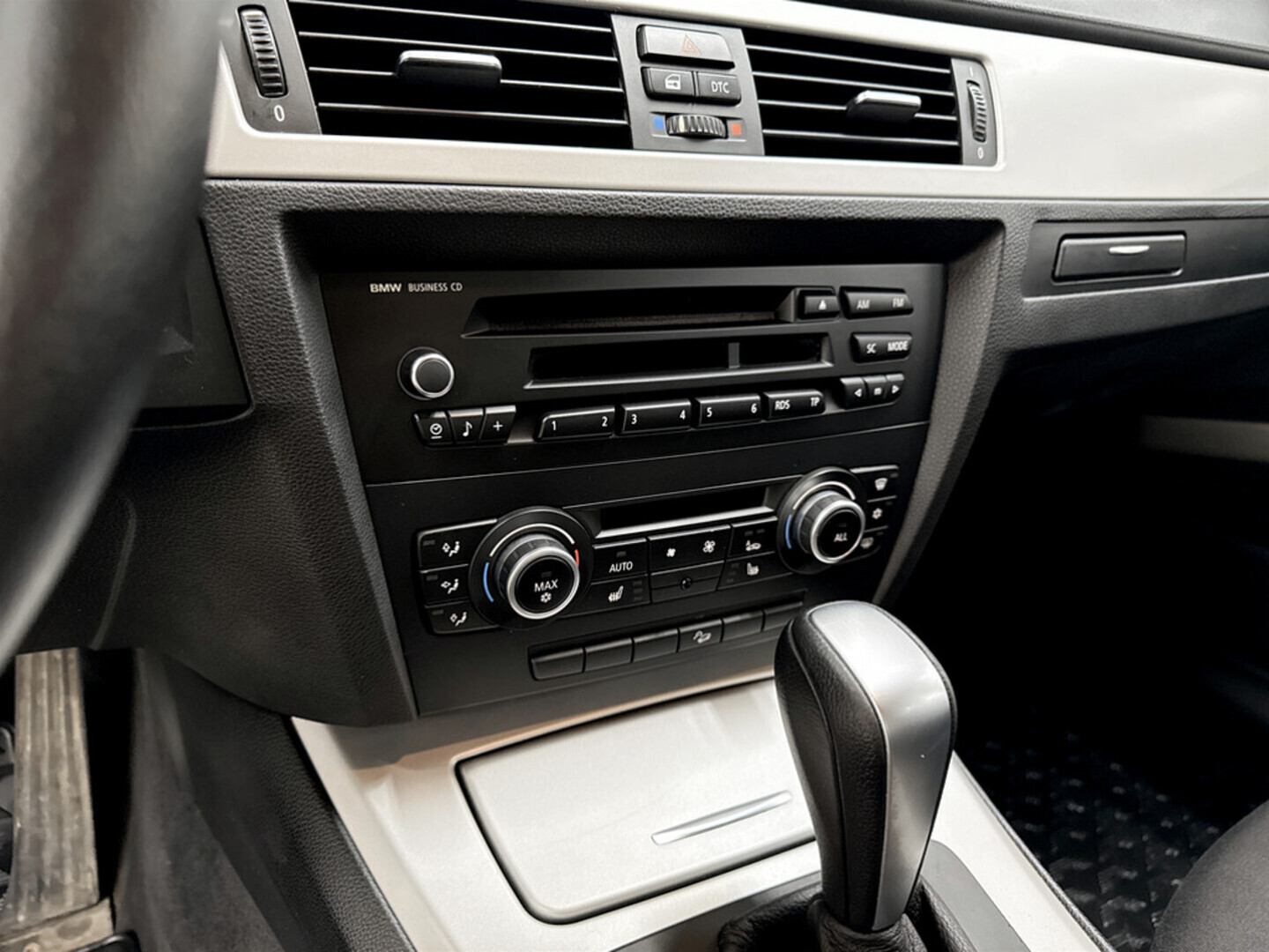 BMW 320 2010