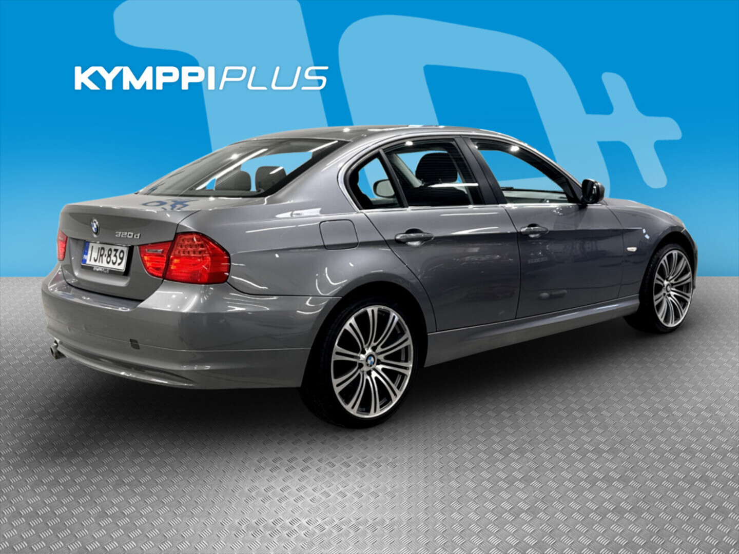 BMW 320 2010