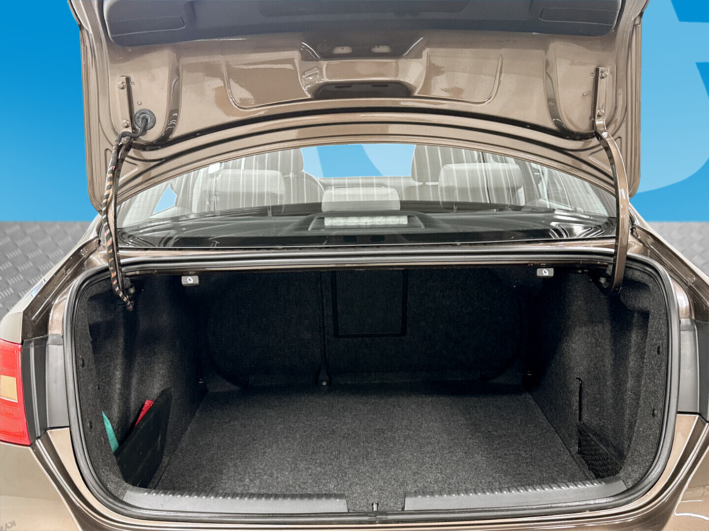 VOLKSWAGEN Jetta 2011