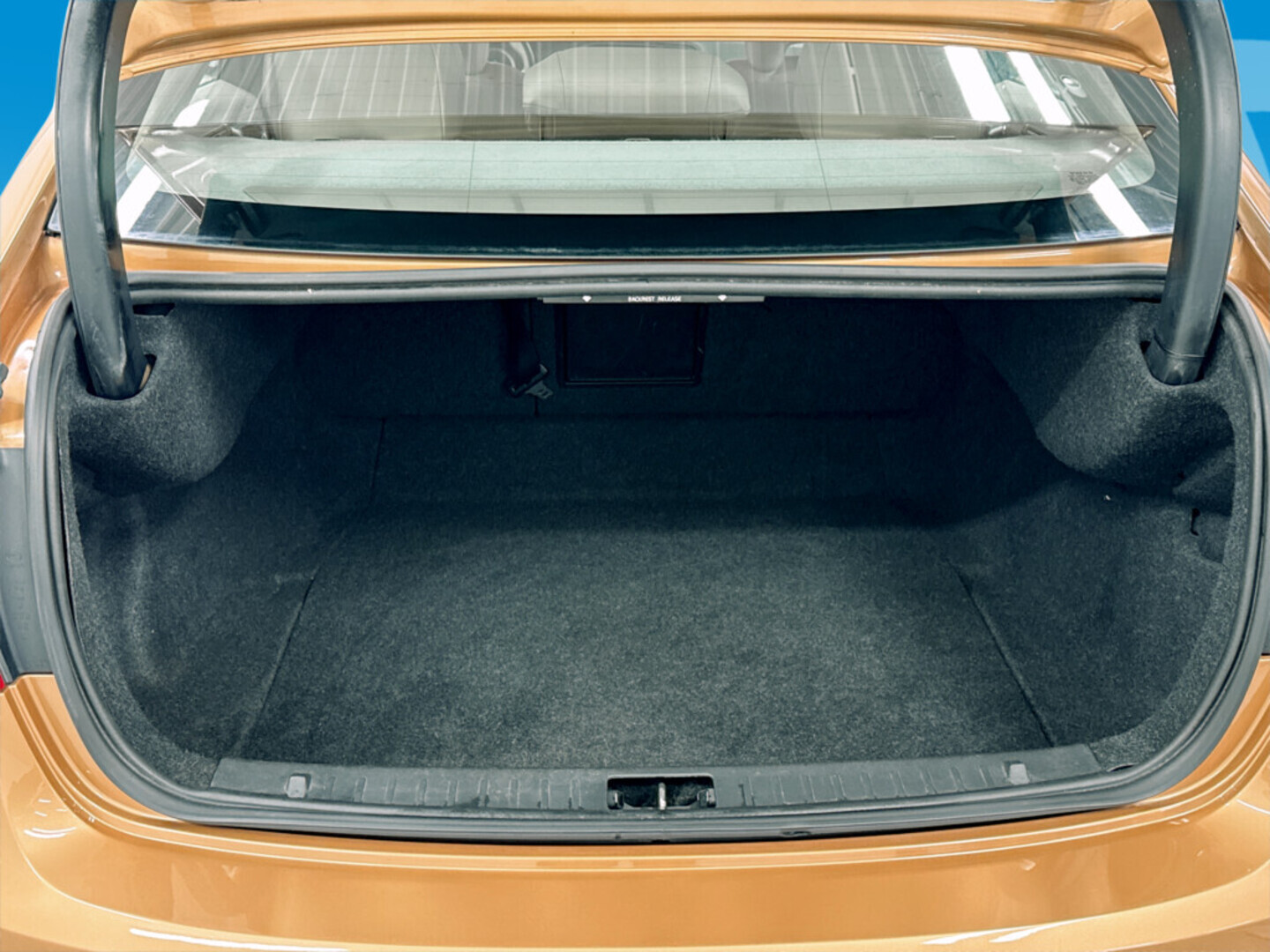VOLVO S60 2011