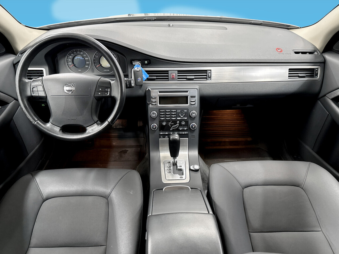 VOLVO V70 2007