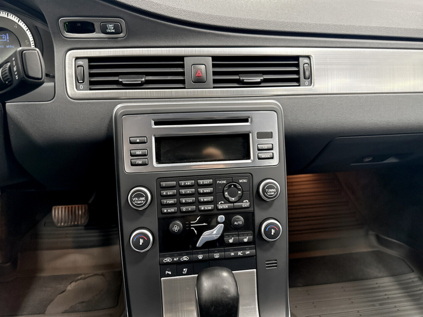 VOLVO S80 2011