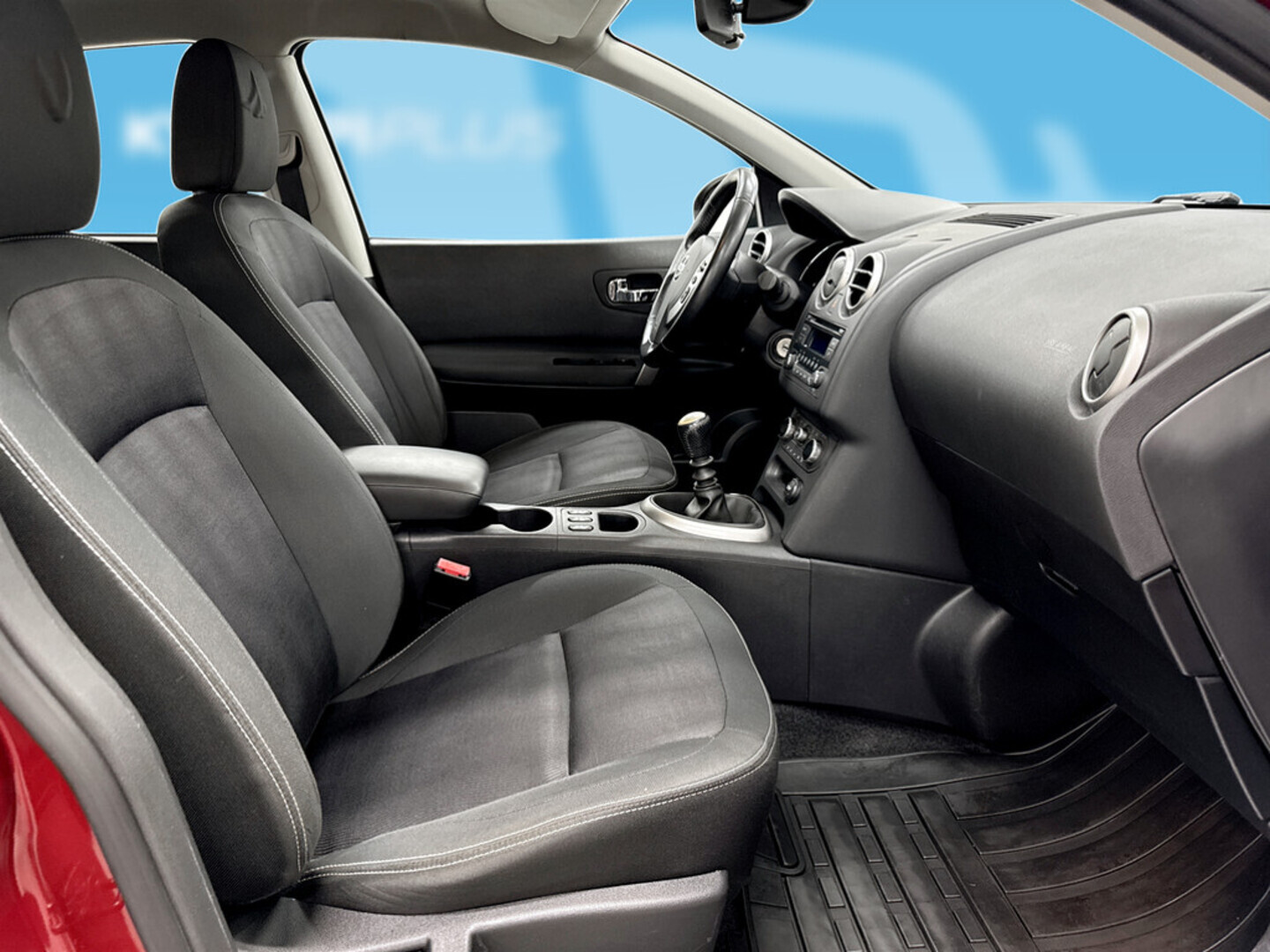 NISSAN Qashqai 2013