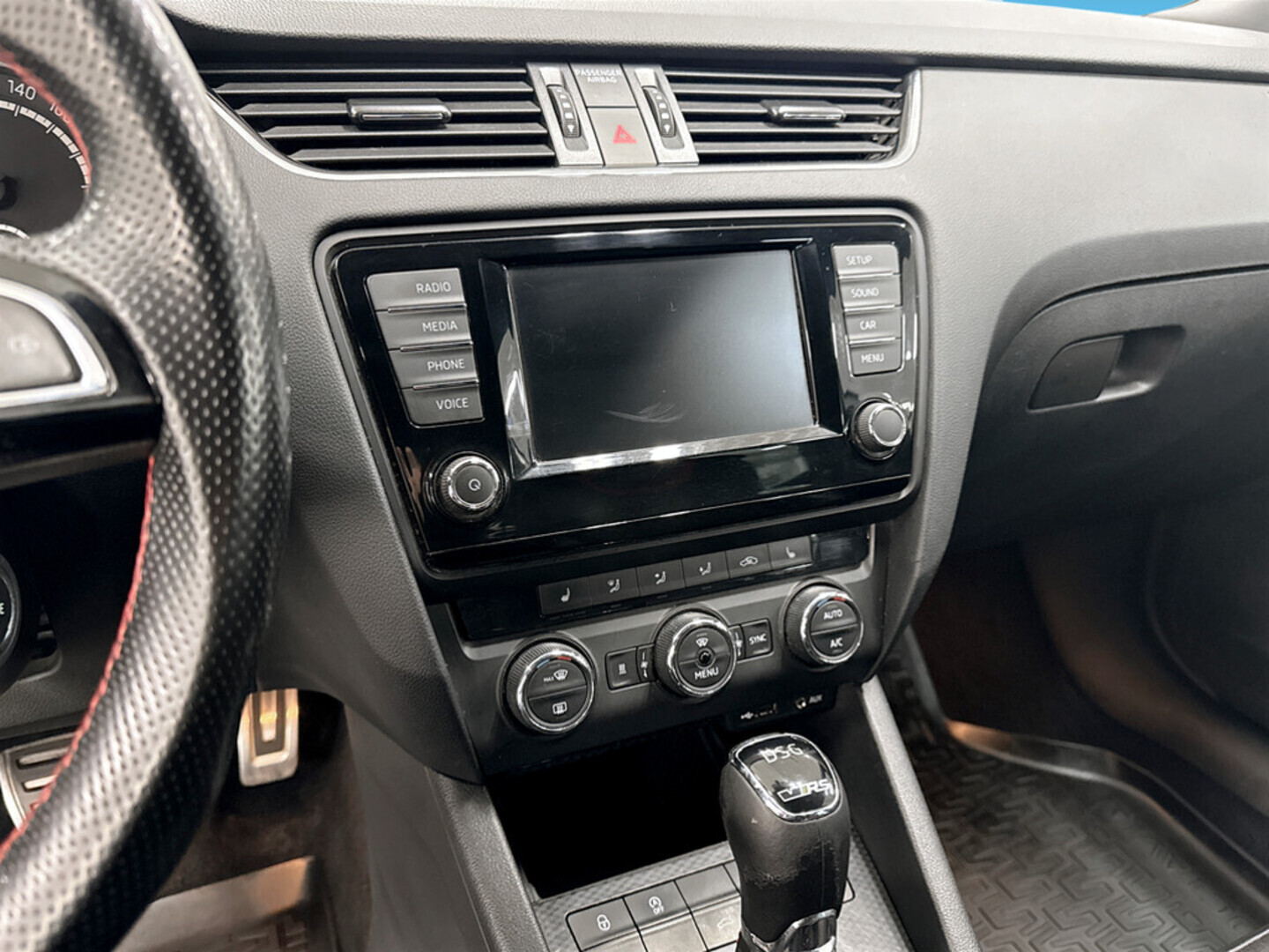 SKODA Octavia 2016