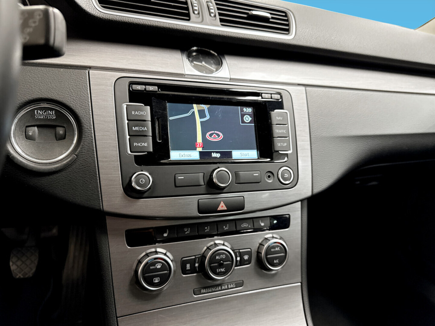 VOLKSWAGEN Passat 2014