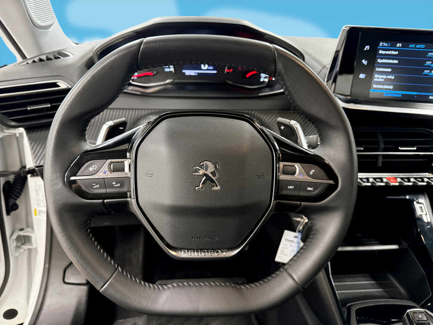 PEUGEOT 2008 2021
