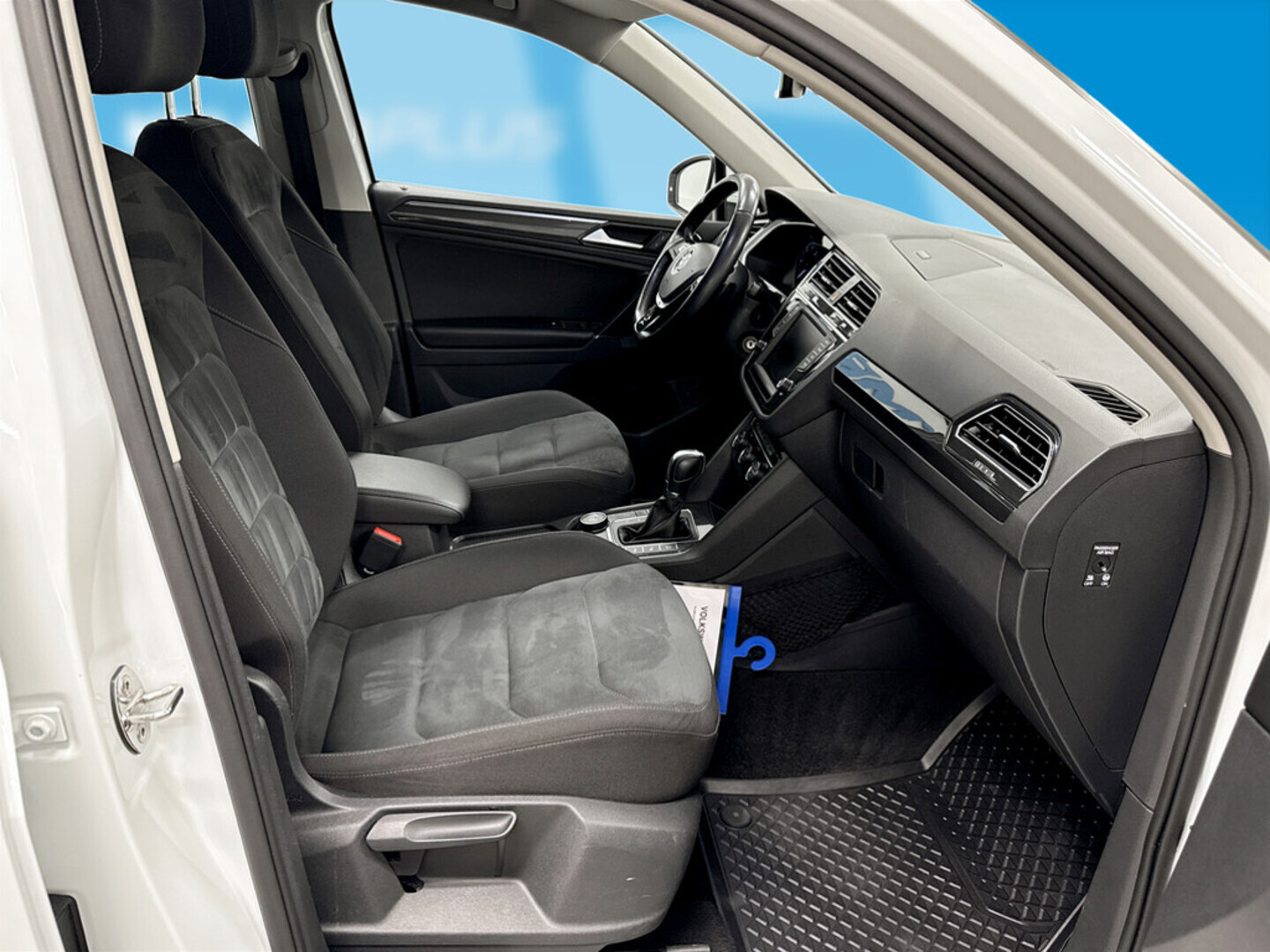 VOLKSWAGEN Tiguan 2017