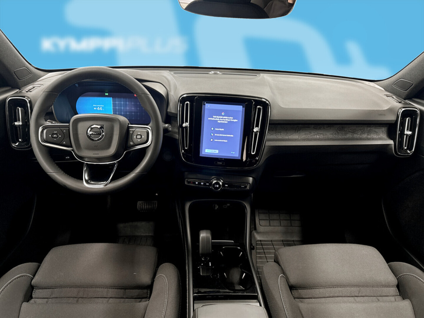 VOLVO XC40 2024