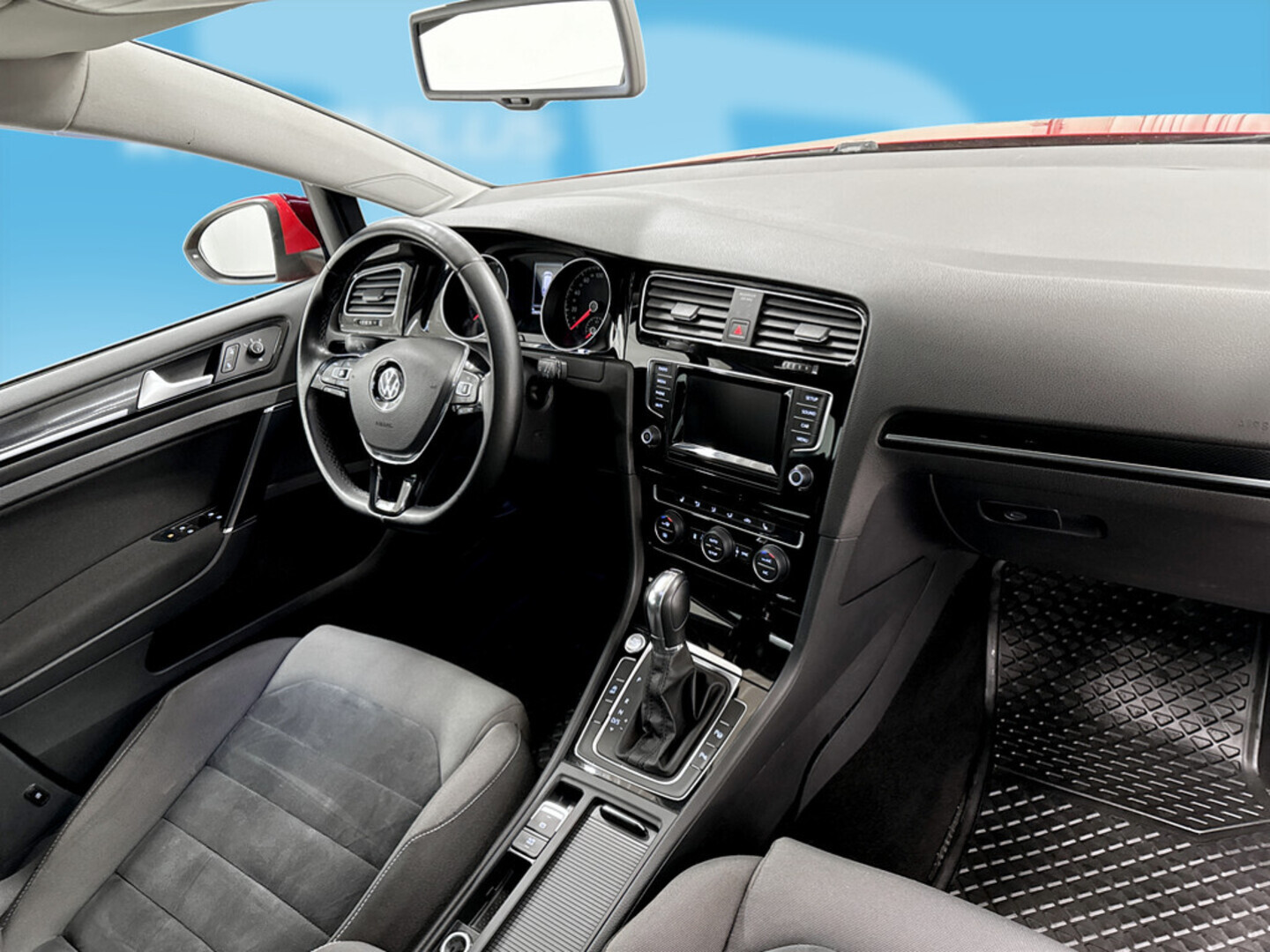 VOLKSWAGEN Golf 2014