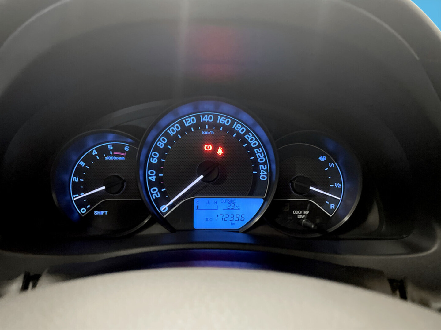 TOYOTA Auris 2014